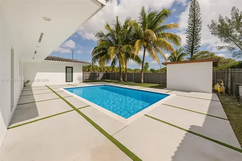1700 NW 170th Terrace Miami Gardens FL 33056