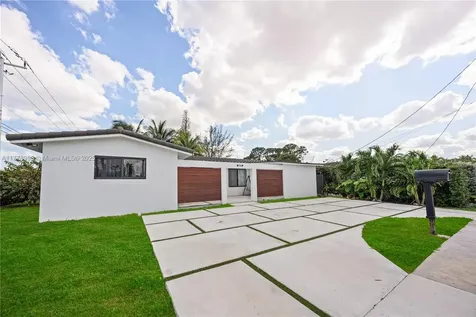1700 NW 170th Terrace Miami Gardens FL 33056