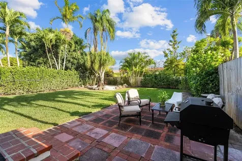 5820 SW 25th Street Miami FL 33155