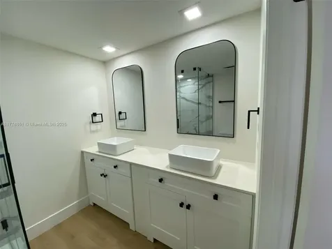 2427 24th Way West Palm Beach FL 33407