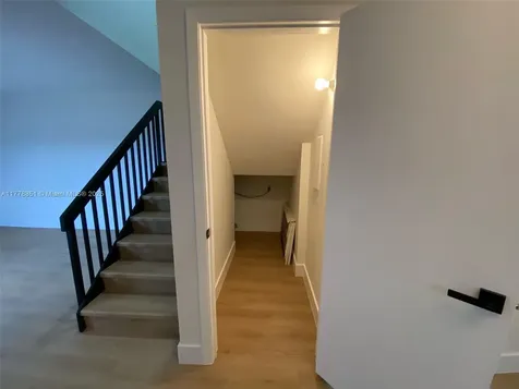 2427 24th Way West Palm Beach FL 33407