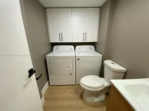 2427 24th Way West Palm Beach FL 33407