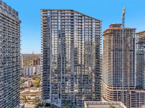 88 SW 7th Street Miami FL 33130