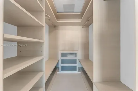 88 SW 7th Street Miami FL 33130