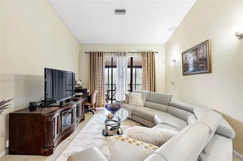 4101 E Coral Tree Circle Coconut Creek FL 33073