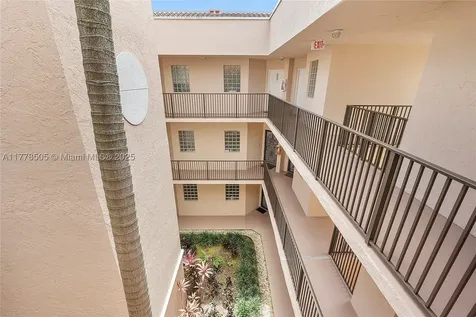 4101 E Coral Tree Circle Coconut Creek FL 33073