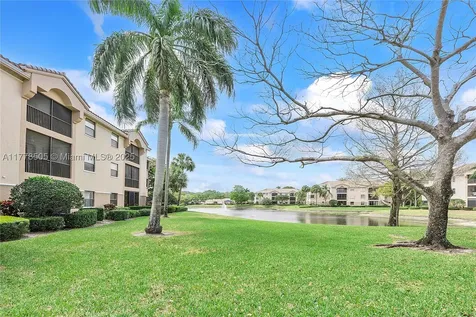 4101 E Coral Tree Circle Coconut Creek FL 33073