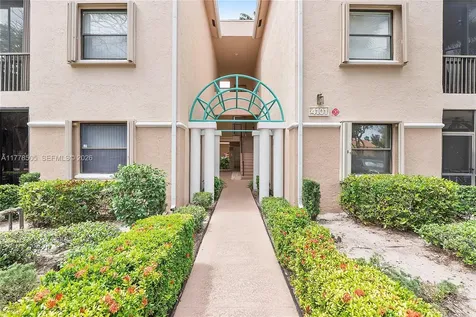 4101 E Coral Tree Circle Coconut Creek FL 33073