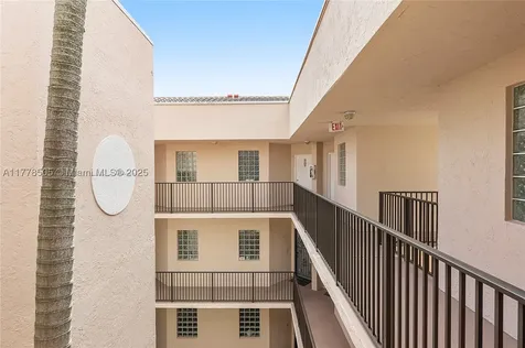 4101 E Coral Tree Circle Coconut Creek FL 33073