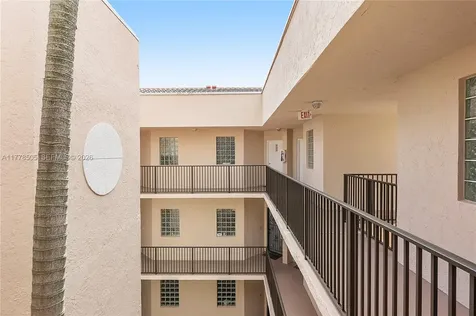 4101 E Coral Tree Circle Coconut Creek FL 33073