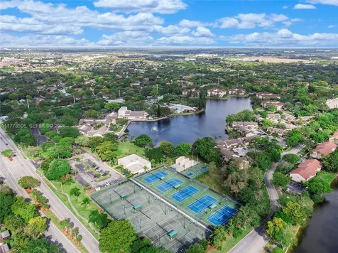 4101 E Coral Tree Circle Coconut Creek FL 33073