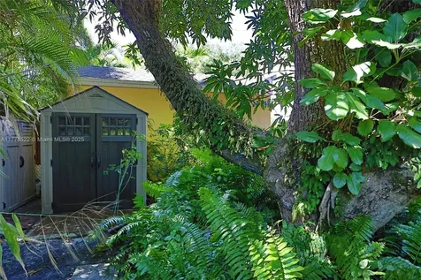 1456 SW 13th Street Miami FL 33145