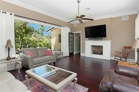 1036 Jefferson Street Hollywood FL 33019