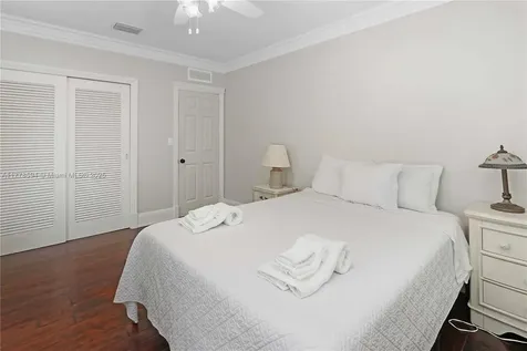 1036 Jefferson Street Hollywood FL 33019