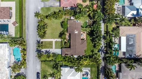 1036 Jefferson Street Hollywood FL 33019