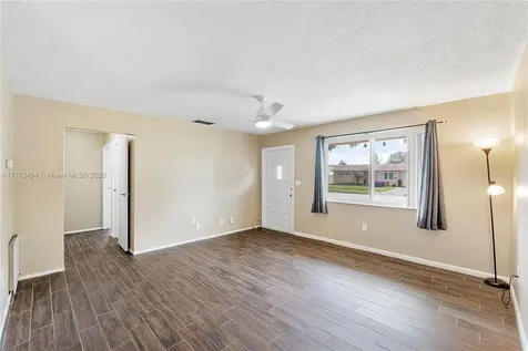 8391 NW 27th Place Sunrise FL 33322