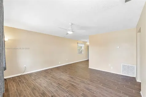 8391 NW 27th Place Sunrise FL 33322