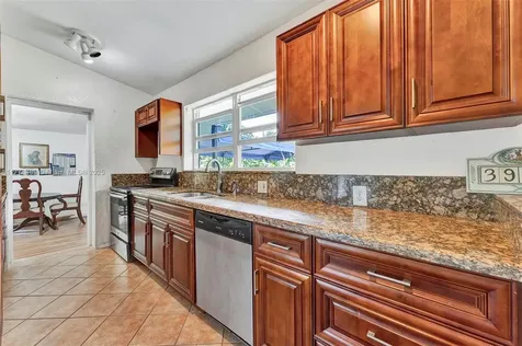 3950 SW 53rd Avenue Davie FL 33314