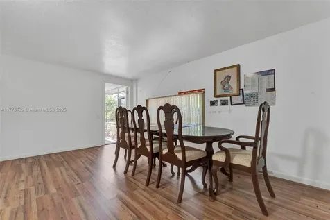 3950 SW 53rd Avenue Davie FL 33314
