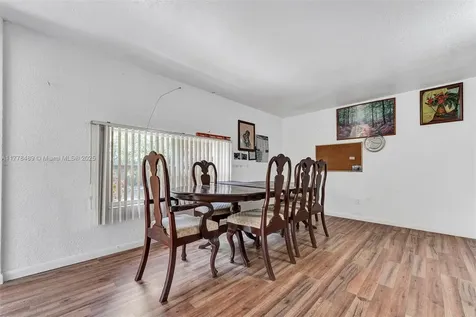 3950 SW 53rd Avenue Davie FL 33314