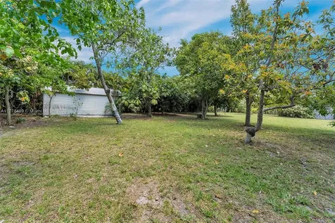 3950 SW 53rd Avenue Davie FL 33314