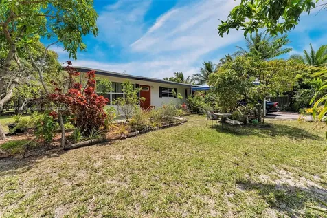 3950 SW 53rd Avenue Davie FL 33314