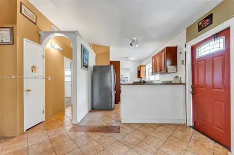 3950 SW 53rd Avenue Davie FL 33314