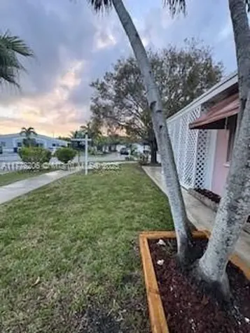 9823 SW 146th Place Miami FL 33186