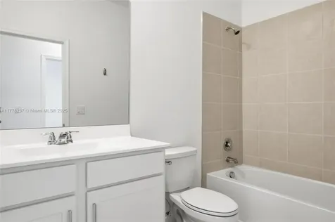 846 SE Grovebush Lane Port St. Lucie FL 34984