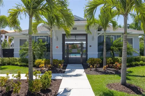 846 SE Grovebush Lane Port St. Lucie FL 34984
