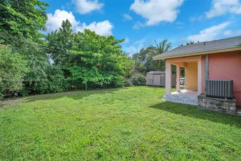 1288 NW 101st Street Miami FL 33147