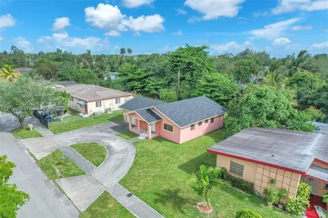1288 NW 101st Street Miami FL 33147