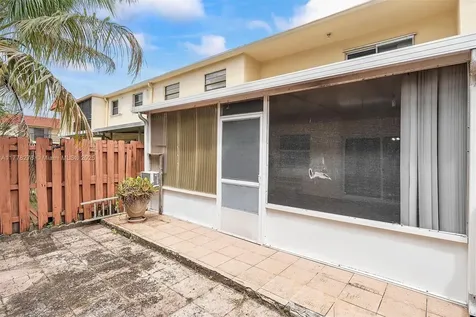 6668 SW 41st Place Davie FL 33314