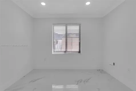 15261 SW 139th Street Miami FL 33196