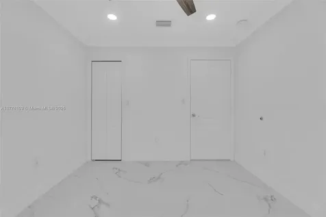 15261 SW 139th Street Miami FL 33196