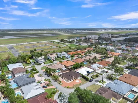 15261 SW 139th Street Miami FL 33196