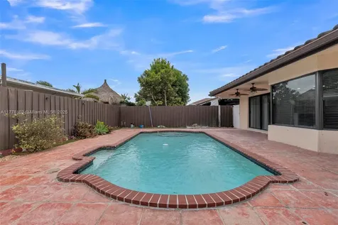 15261 SW 139th Street Miami FL 33196