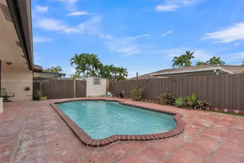 15261 SW 139th Street Miami FL 33196
