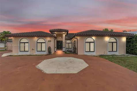 15261 SW 139th Street Miami FL 33196