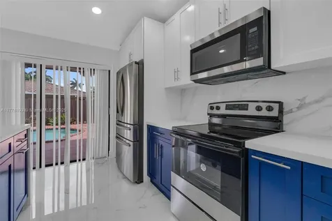 15261 SW 139th Street Miami FL 33196