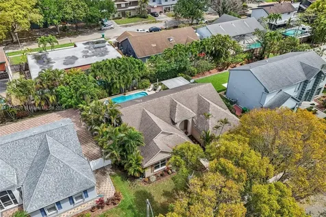10095 SW 55th Lane Cooper City FL 33328