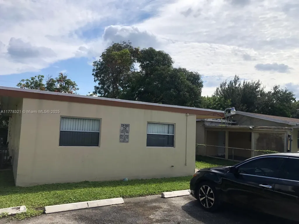 414 NW 15th Way Fort Lauderdale FL 33311