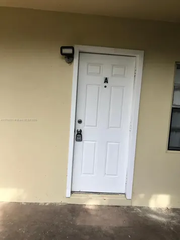 414 NW 15th Way Fort Lauderdale FL 33311