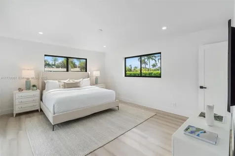 2800 NE 56th Court Fort Lauderdale FL 33308