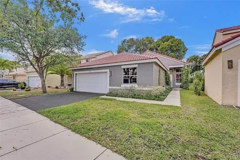 648 Sand Creek Circle Weston FL 33327