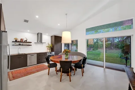 648 Sand Creek Circle Weston FL 33327