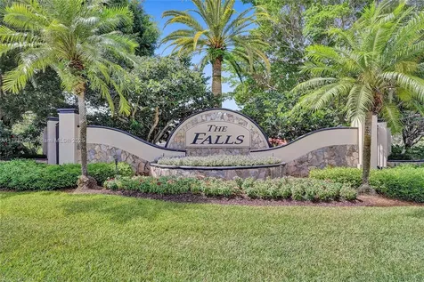 648 Sand Creek Circle Weston FL 33327