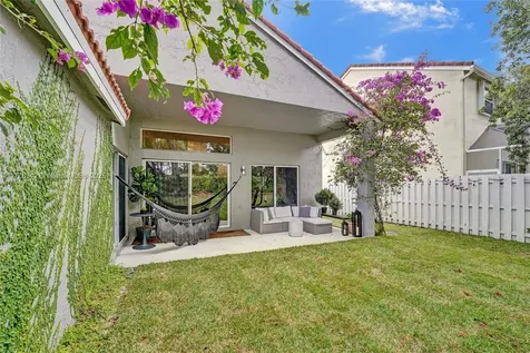 648 Sand Creek Circle Weston FL 33327