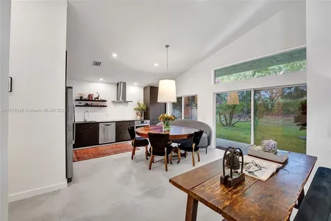 648 Sand Creek Circle Weston FL 33327