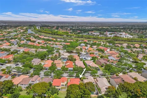 648 Sand Creek Circle Weston FL 33327